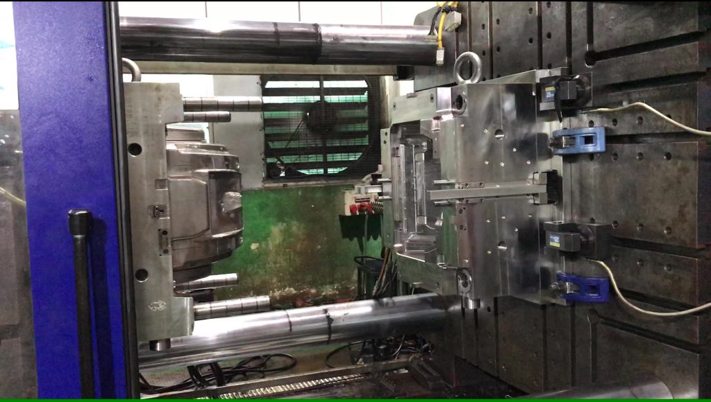 injection molding tooling
